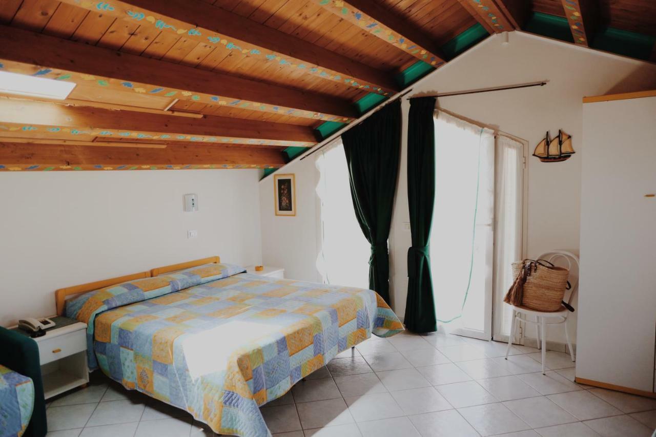 Hotel Marconi Κατόλικα Εξωτερικό φωτογραφία